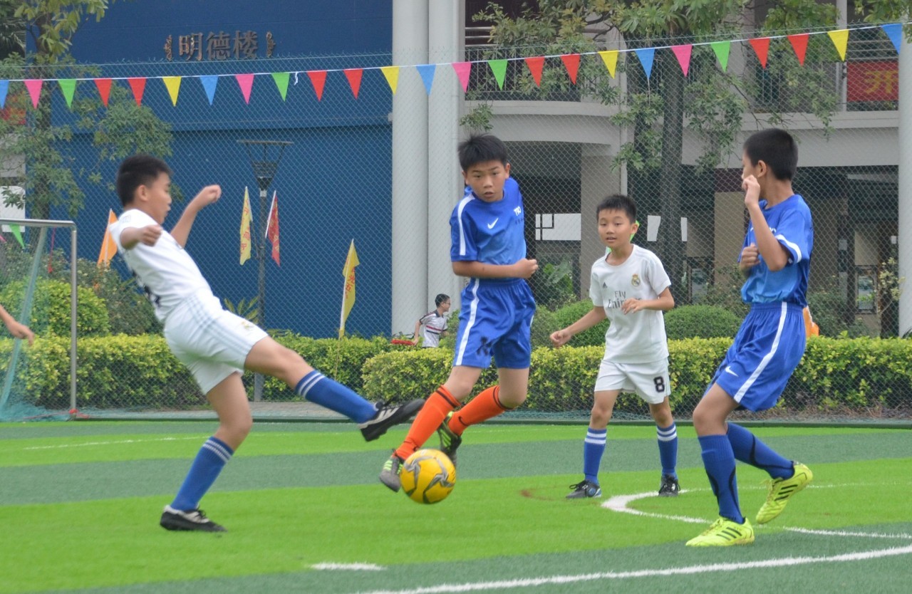 有时显得犹 有时显得犹