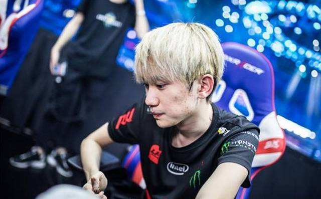 这也让她在 这也让她在